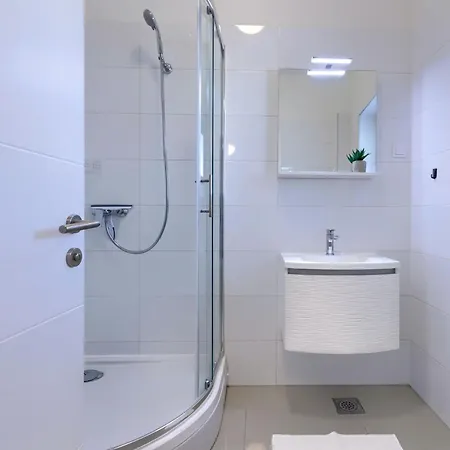 Apartment Amra 2 By Interhome