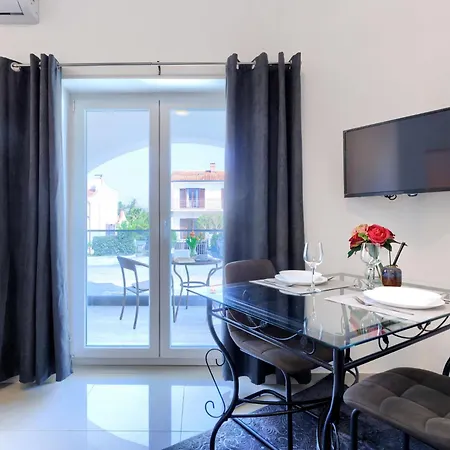 Amra 2 By Interhome