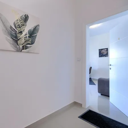 Amra-2 By Interhome * Porec