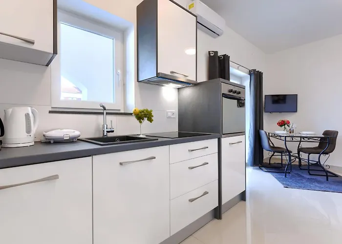 Amra 2 By Interhome アパート